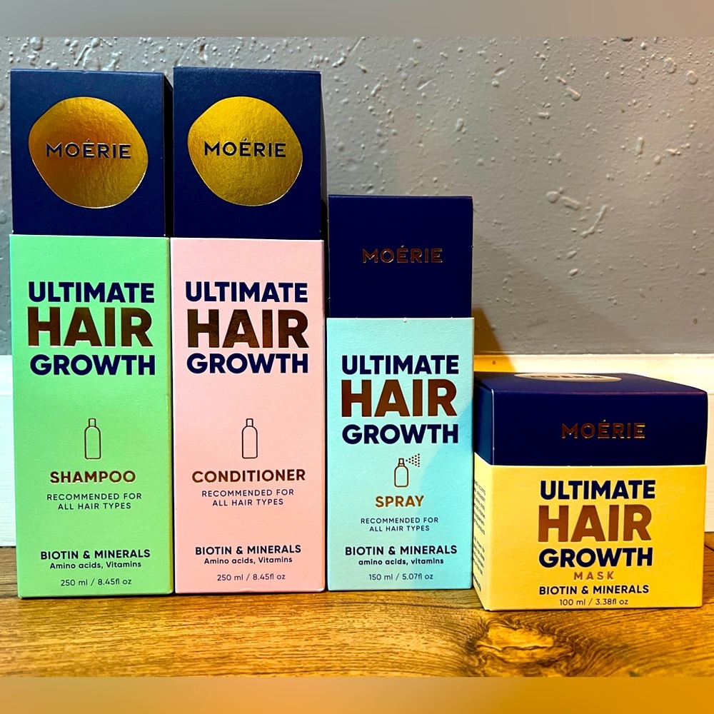 Moerie 4pcs set New In Box